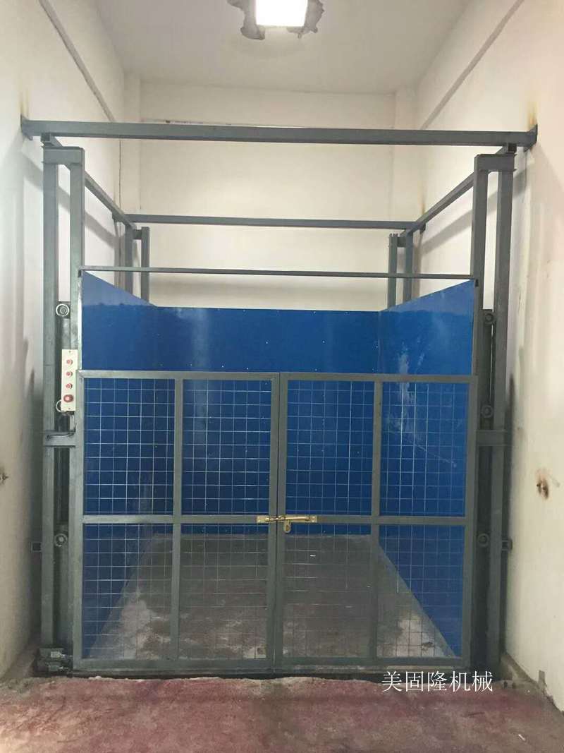 益阳导轨式升降货梯价格